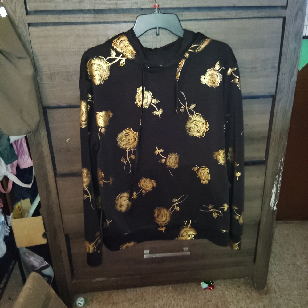 DRILL CLOTHING CO. Foil Gold Roses Sweatshirt